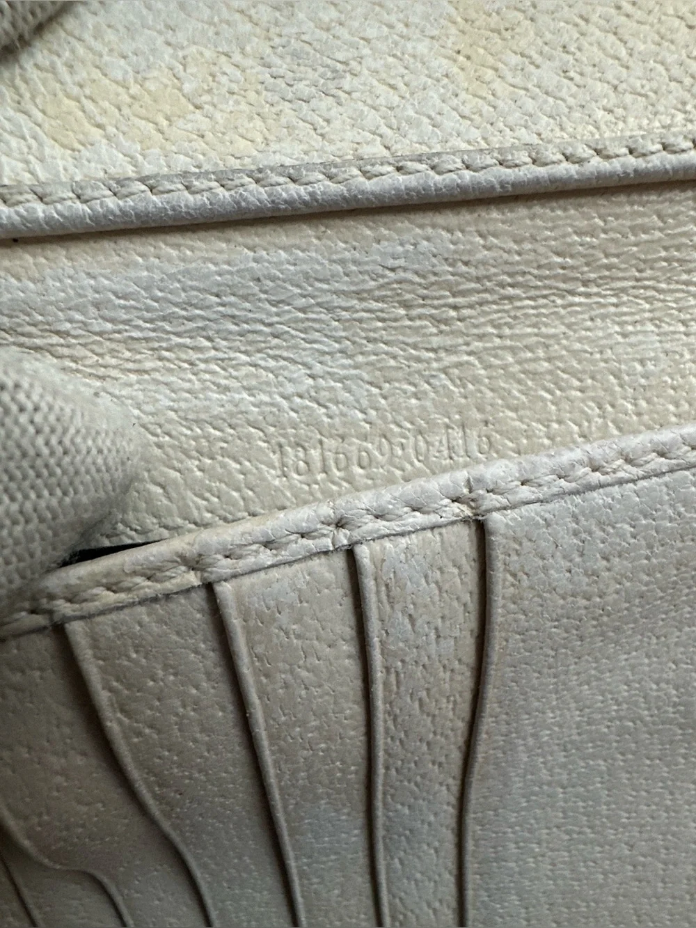 Gucci authentic gg
